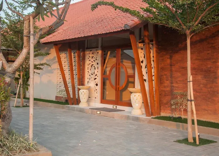 Omorich Bali 4*